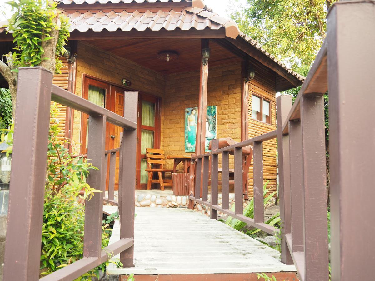 Chantaa Boutique Place Ubon Ratchathani Exterior photo